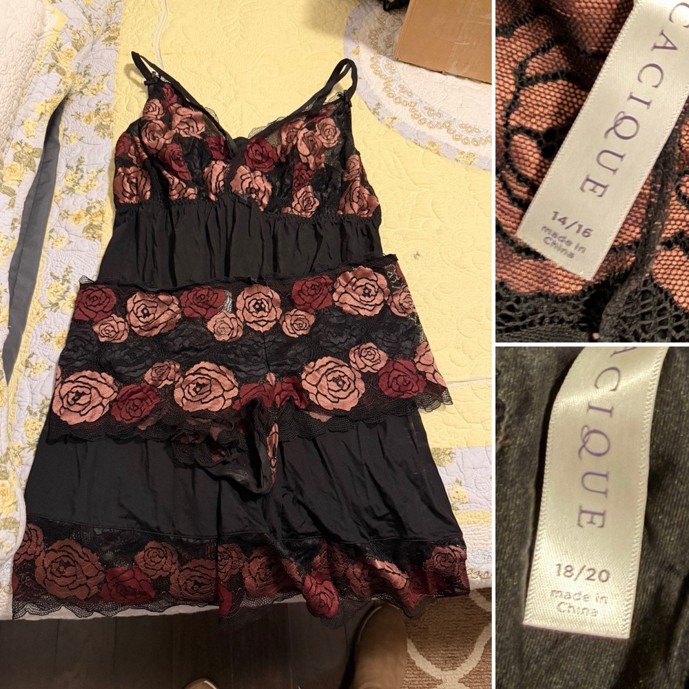 Cacique Black and Mauve Floral Lace Lingerie Set